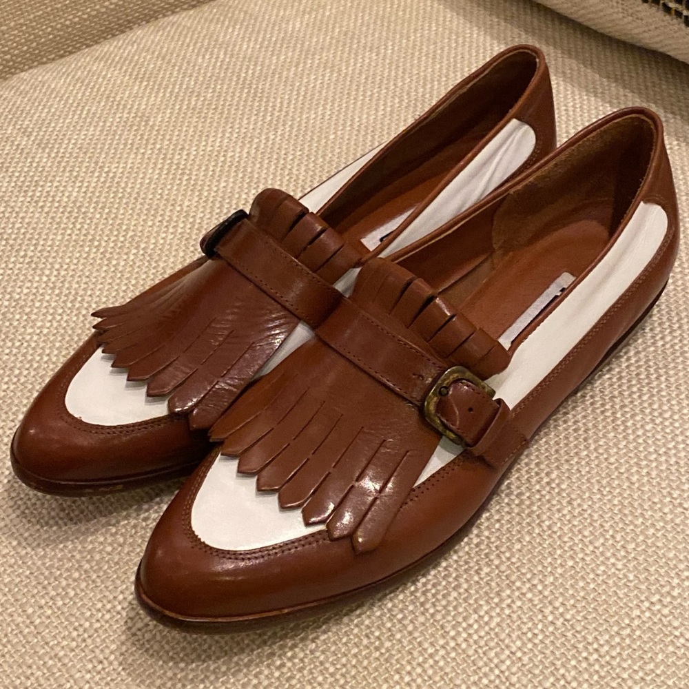 Nickels Womens White and Brown Leather Loafers W Fringe With Buckle / 7 1/2 AA